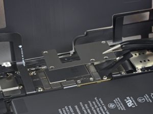 iPhone 11 Ekran Değişimi Adım 8